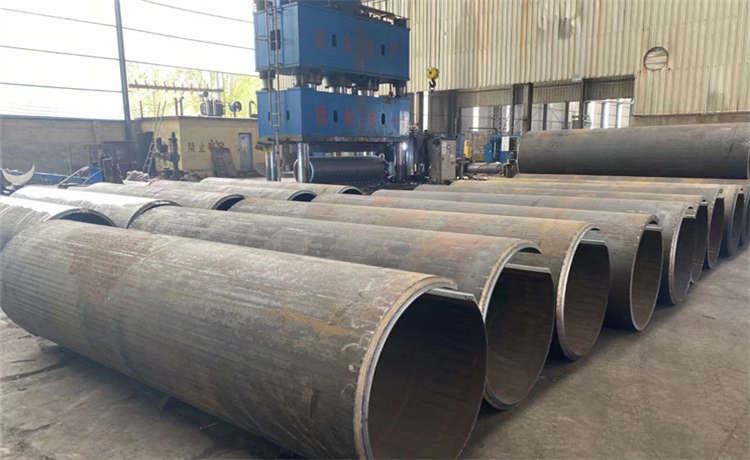 1500 1120-8-10-12mm螺旋焊管,廣州鋼材場鍍鋅無縫鋼管,化州螺旋鋼管,十五年廠家經驗