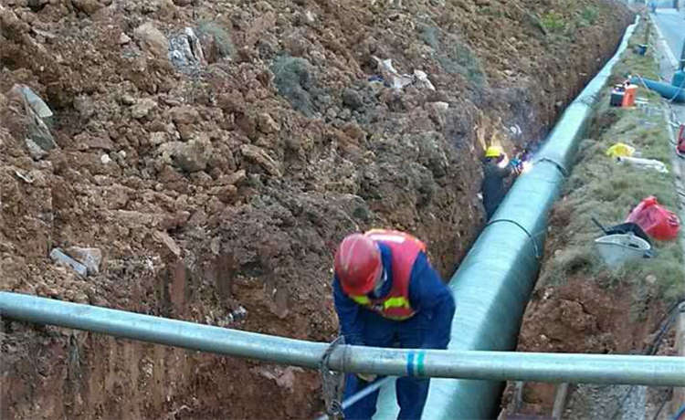 2020螺旋鋼管廠家，1420污水排水鋼管廠家，dn1500mm螺旋管，920螺旋鋼管