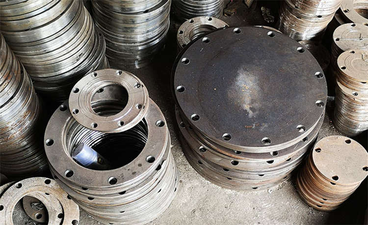 3420 724mm螺旋鋼管,清遠711mm螺旋焊管,dn1000mm螺旋鋼管,鋼材場打樁螺旋鋼管